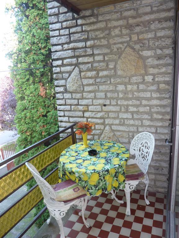 Vadasztanya Apartmanhazak Siófok Pokoj fotografie
