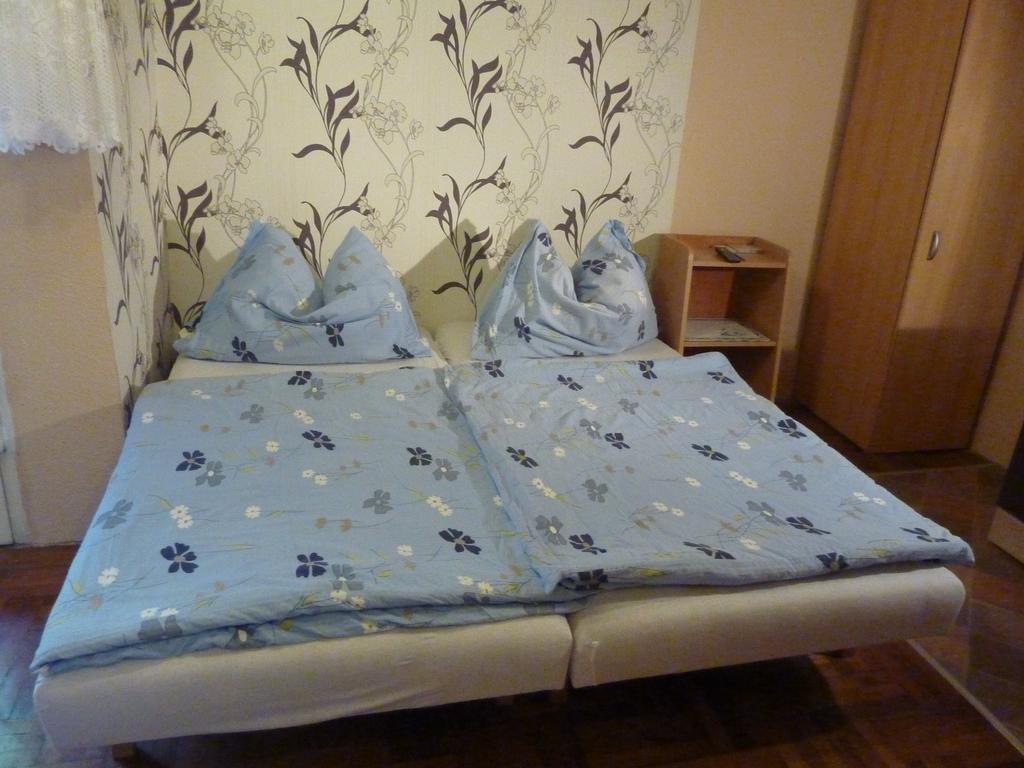 Vadasztanya Apartmanhazak Siófok Pokoj fotografie