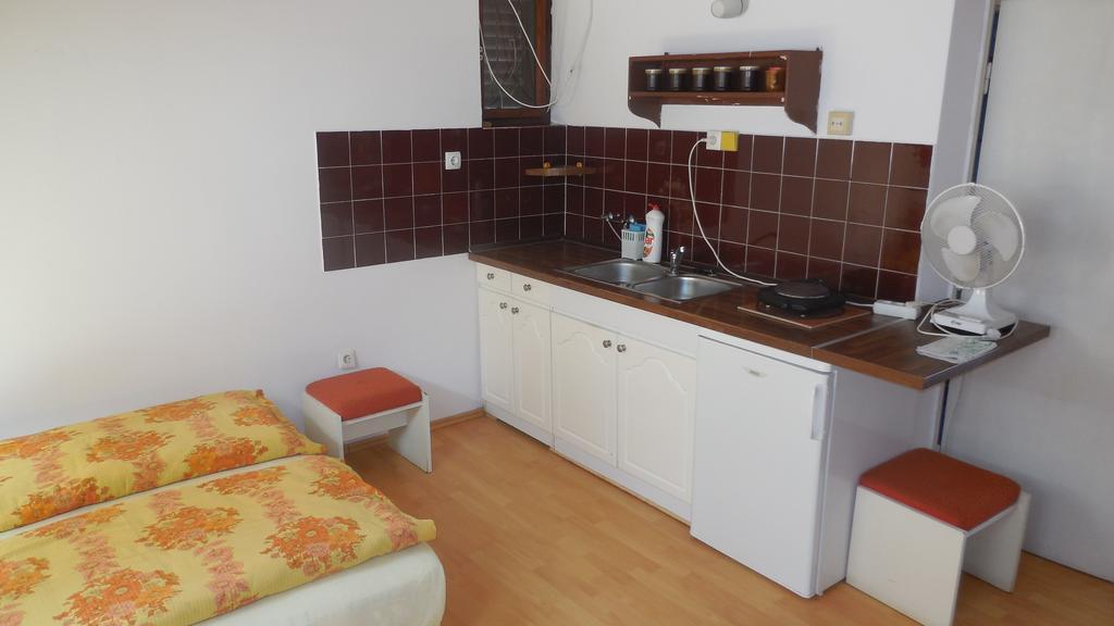 Vadasztanya Apartmanhazak Siófok Exteriér fotografie